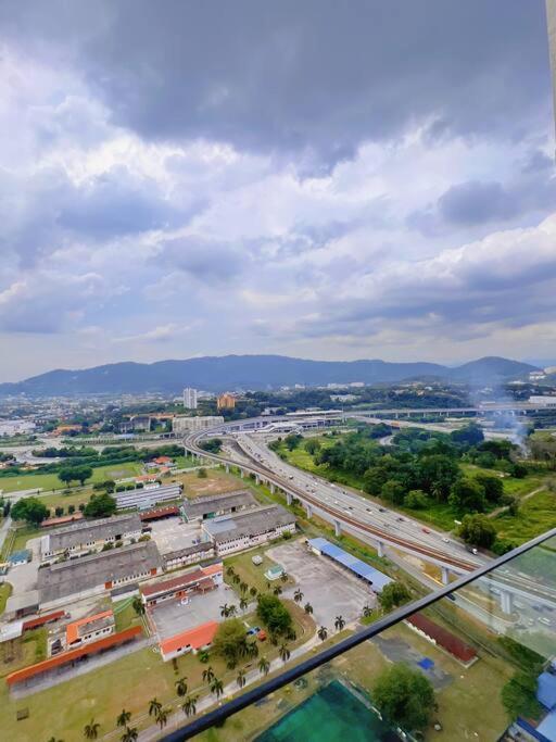 Heritage Studio With Balcony D'Sara, Direct Mrt Kampung Selamat, Near Thomson And Sungai Buloh Hospital 莎阿南 外观 照片